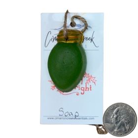 Lightbulb Ornament (Color: Green, size: 1pc)